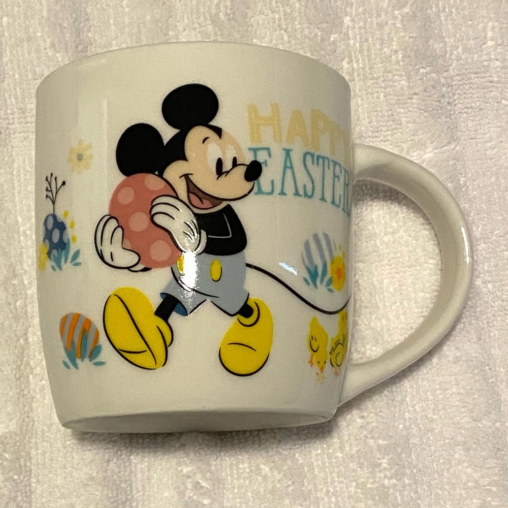 💰5/$25 Disney Mickey Mouse Happy Easter Mug